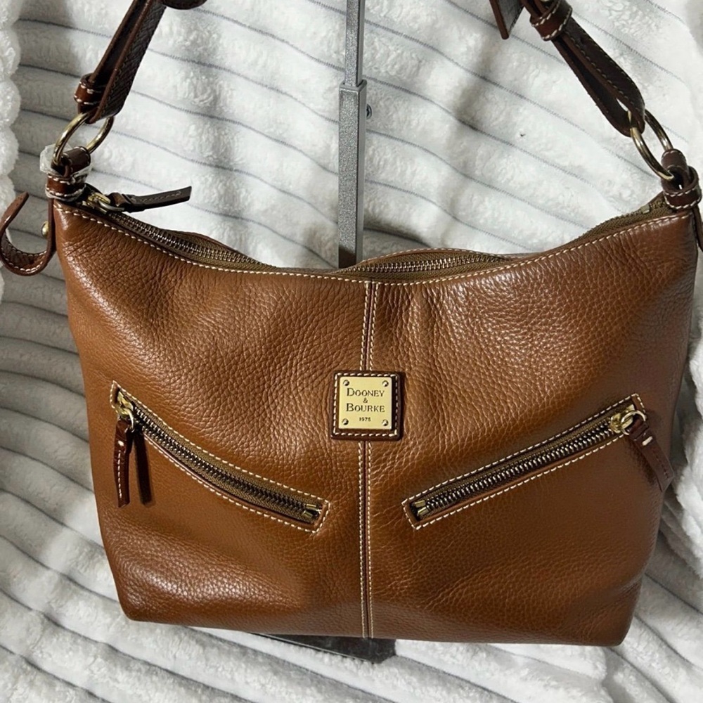 Dooney & Bourke